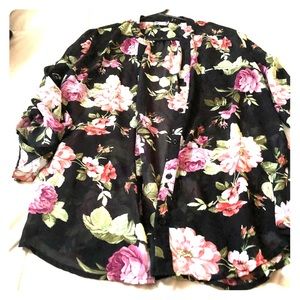 Kut from the Kloth Floral button down, size L